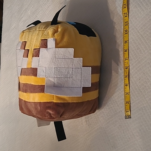 FRANCO Minecraft Bee Pillow Buddy - Picture 6 of 9